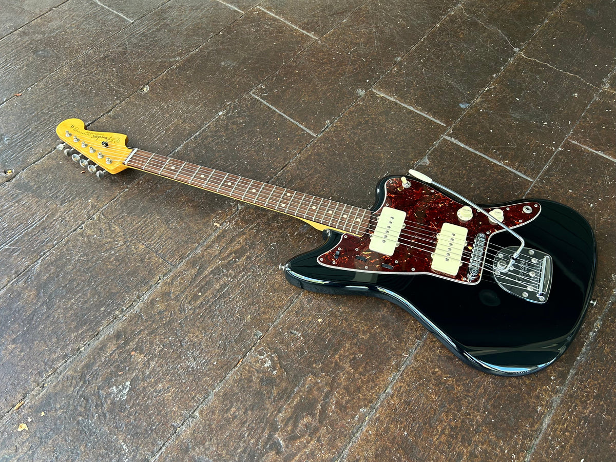 2013 Fender Jazzmaster MIM Player Series – Moze Guitars