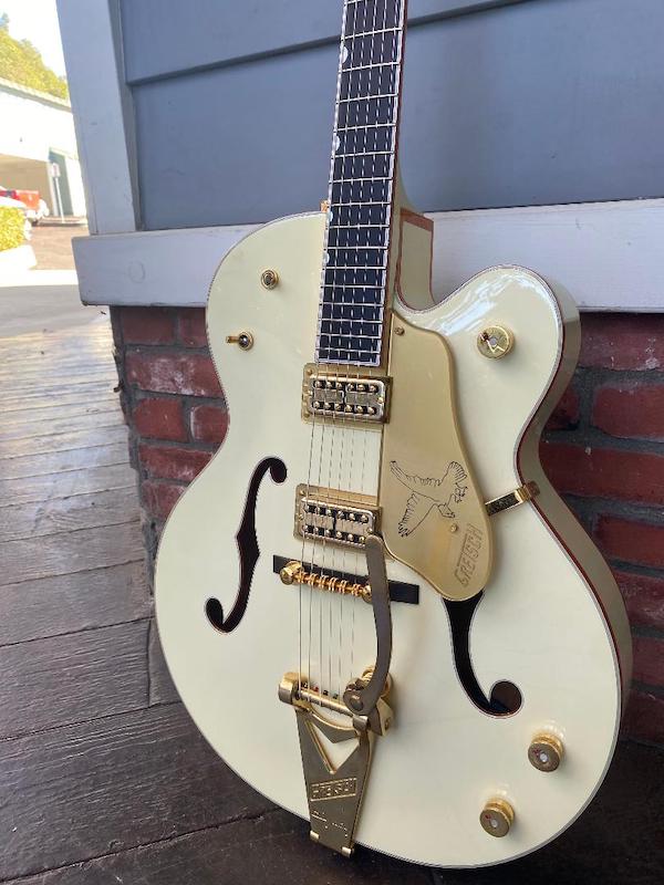 ギター Gretsch G6136T-LDS 2015 White Falcon Platinum Gretsch Guitars BLEM G6136T-LDS White Falcon Hollowbody