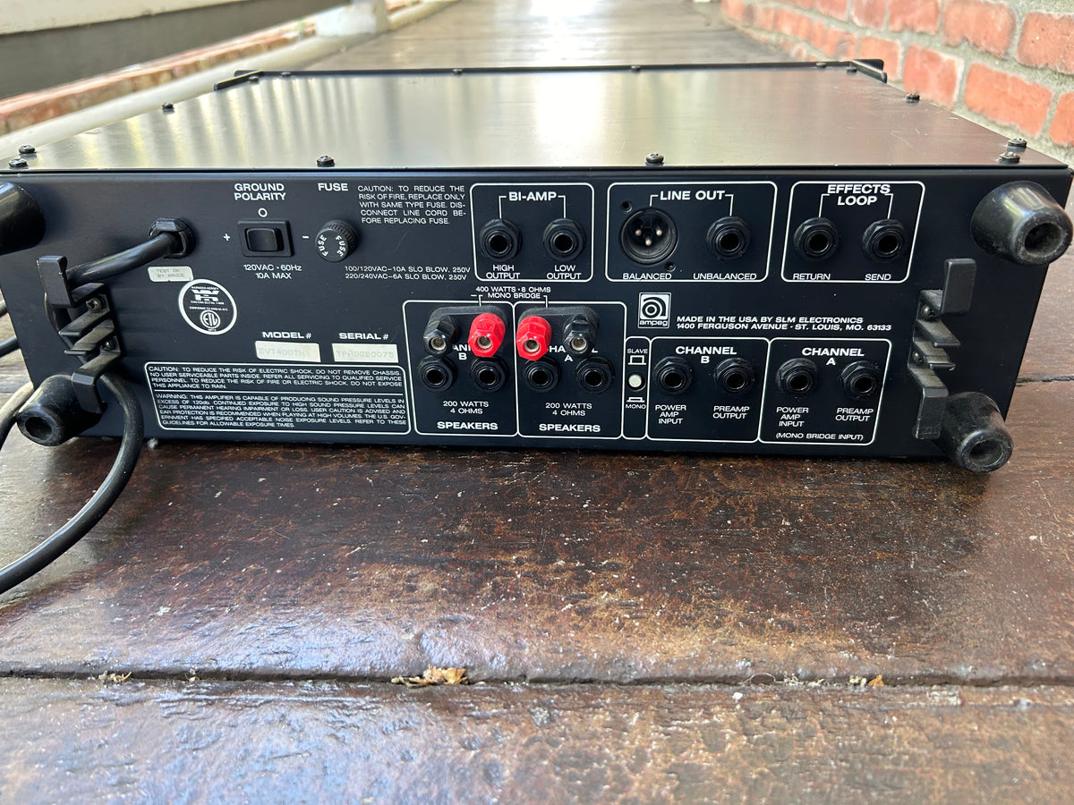 Ampeg SVT-400T – Moze Guitars
