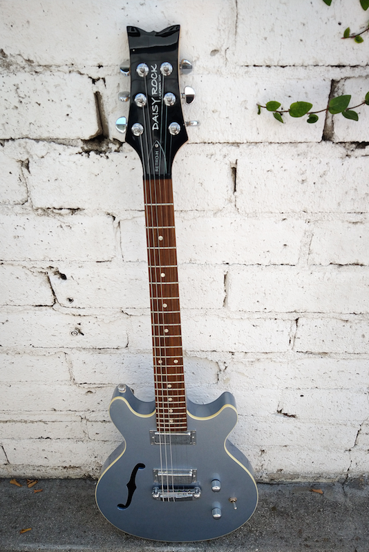 Daisy Rock Retro H – Moze Guitars