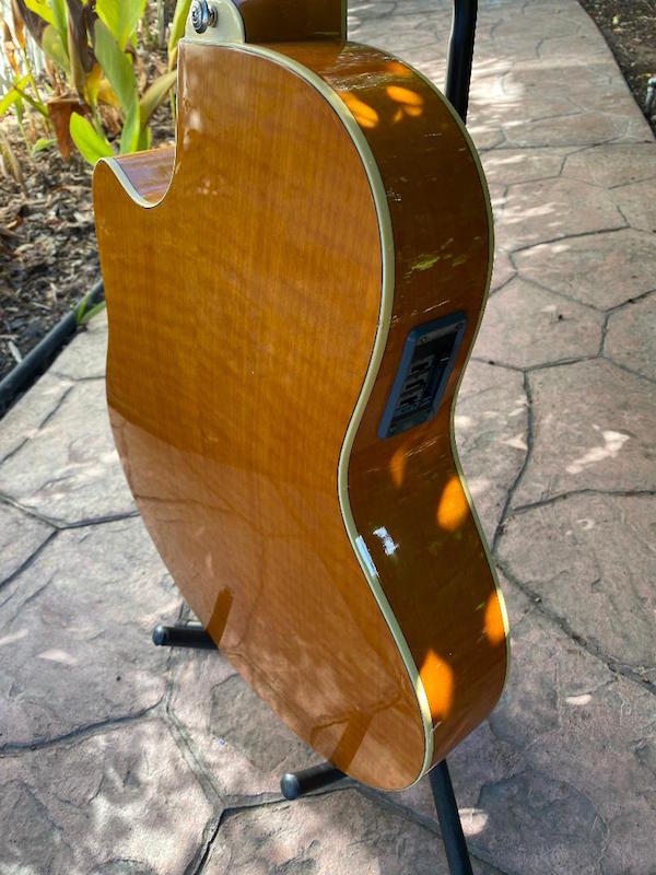 Fender Montara エレアコ アコースティックギター 1990年代 Fender Montara エレアコ アコースティックギター 1990年代 Fender