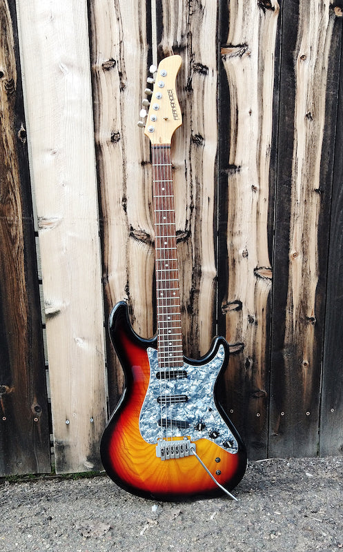 Fernandez Retro Rocket Sustainer – Moze Guitars