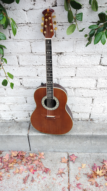 Ovation Legend 1651 – Moze Guitars