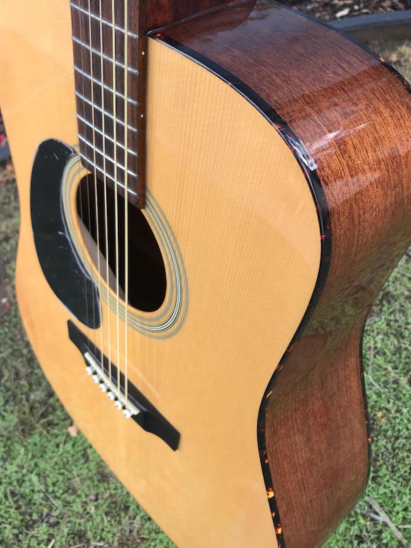 Recording King RD06 Left handed – Moze Guitars