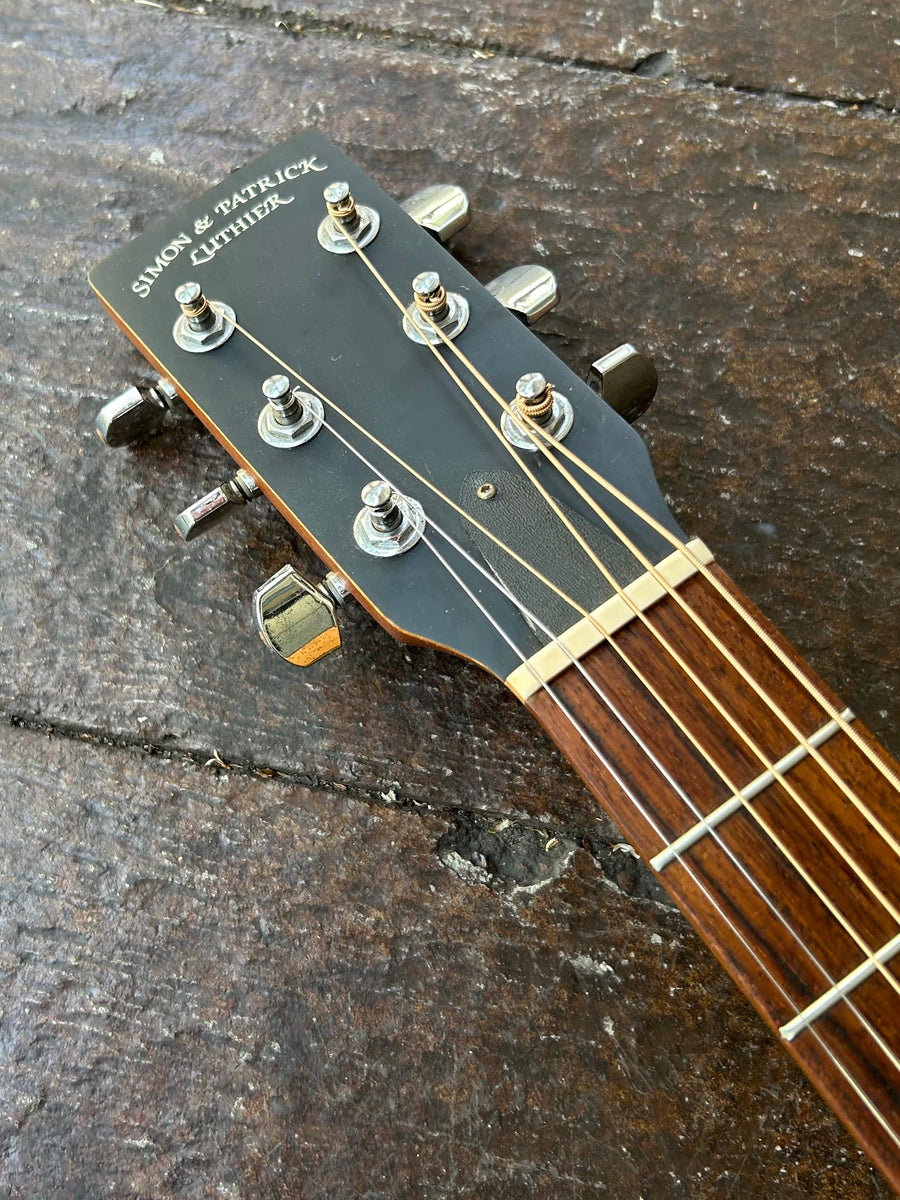 Simon & Patrick S&P 6 Cedar (Left handed) – Moze Guitars