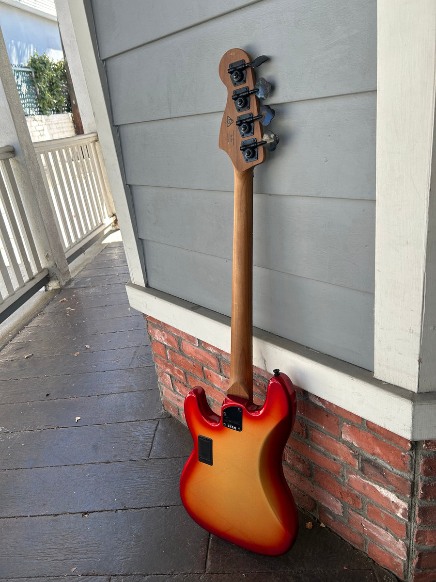 ベース SQUIER Contemporary Active PrecisionBass Squier Contemporary Active Precision Bass PH Pearl White | Guitar