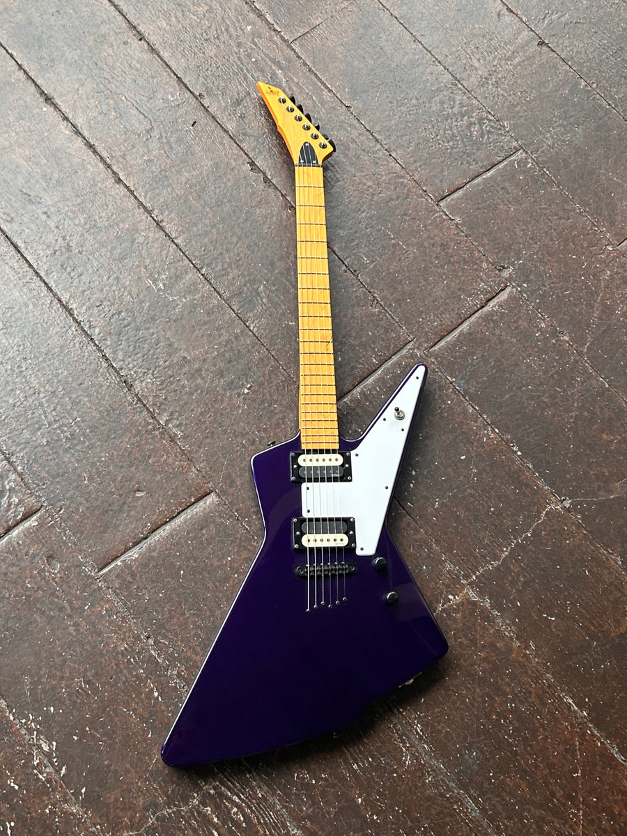 Custom Warmoth Explorer – Moze Guitars