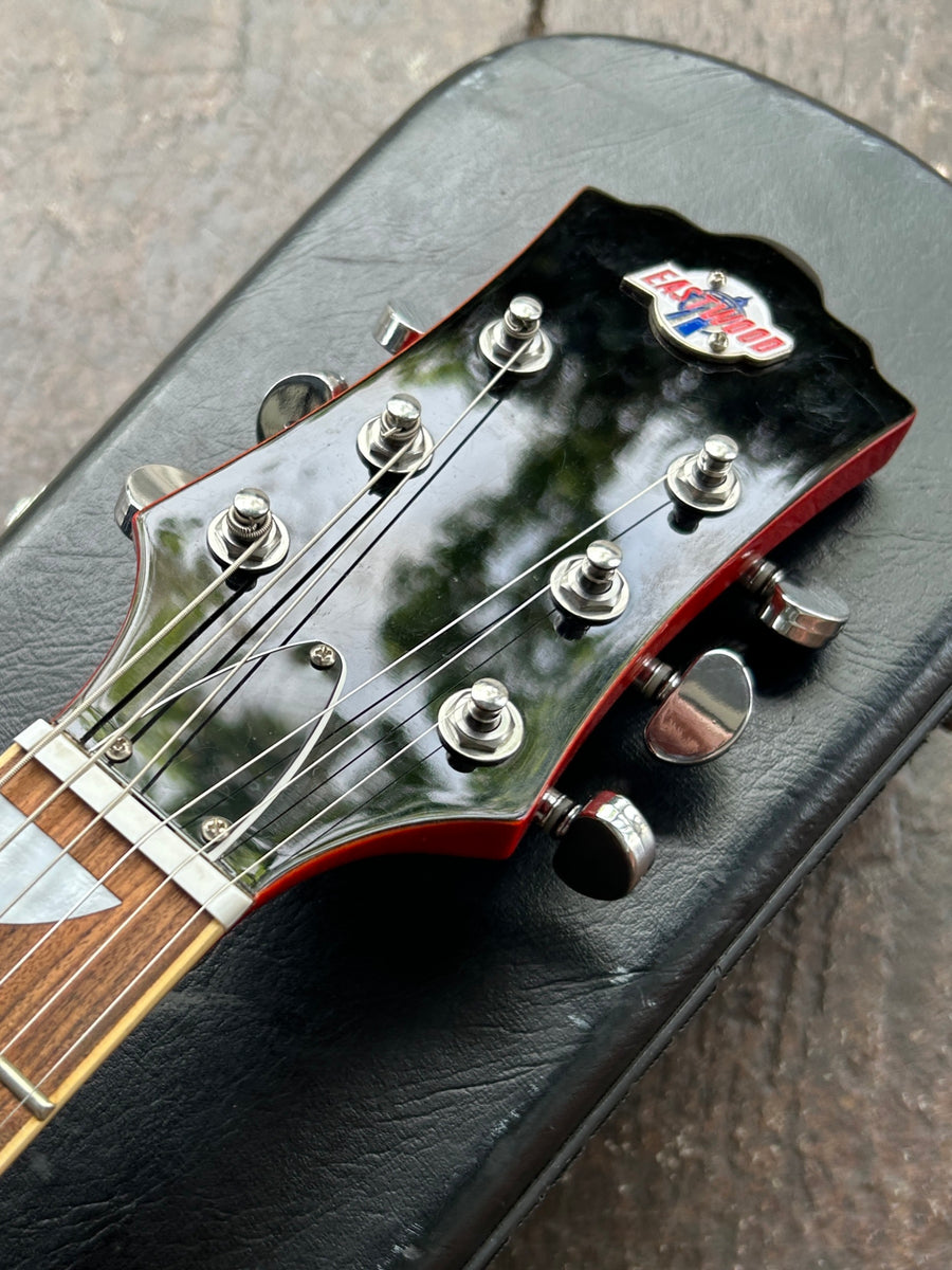 Eastwood Classic 6 Deluxe Semi-Hollow with Bigsby – Moze Guitars