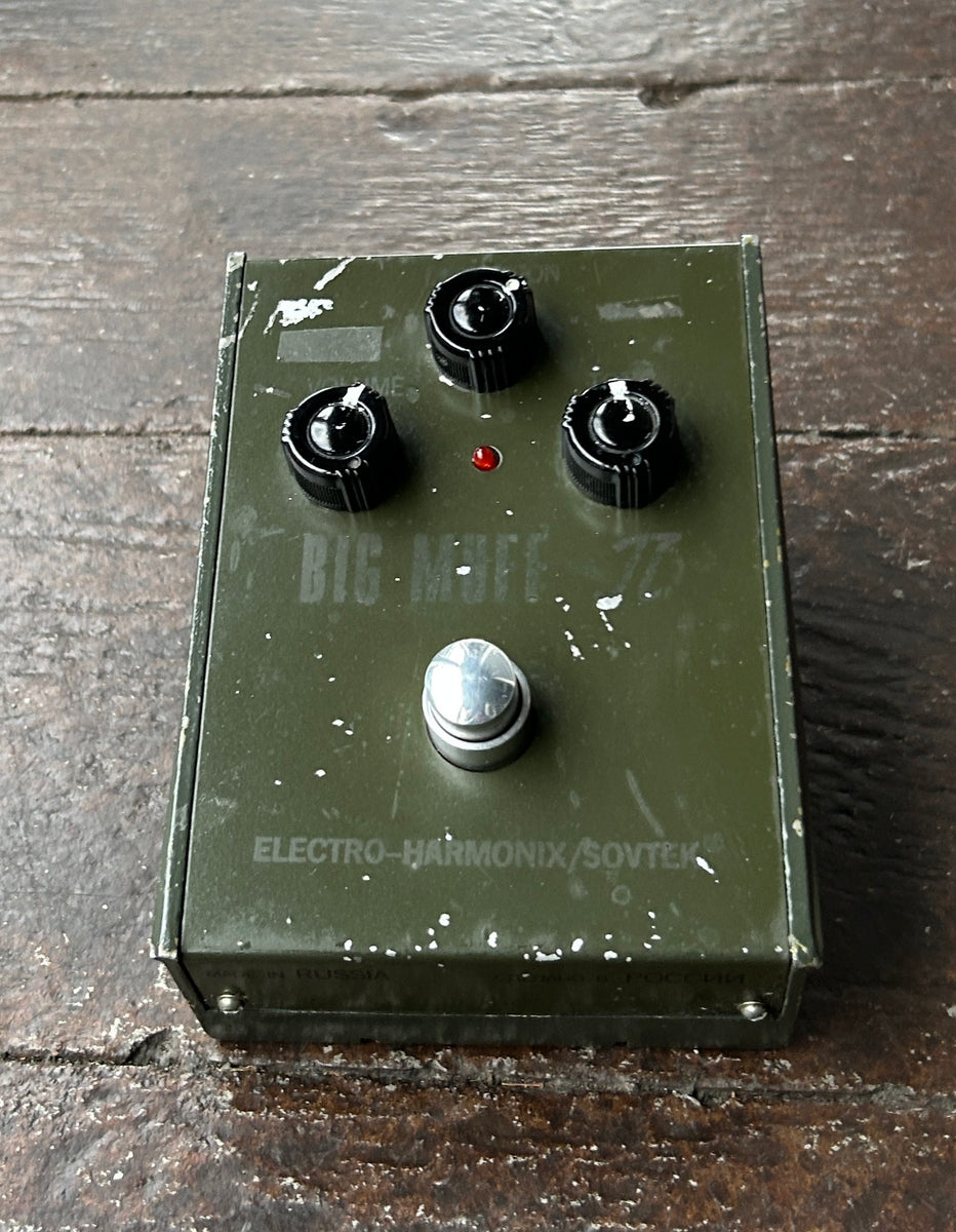 ギター BIG MUFF Tall Font Army Green Electro-Harmonix Big Muff SOVTEK Tall Font Russian – Moze Guitars
