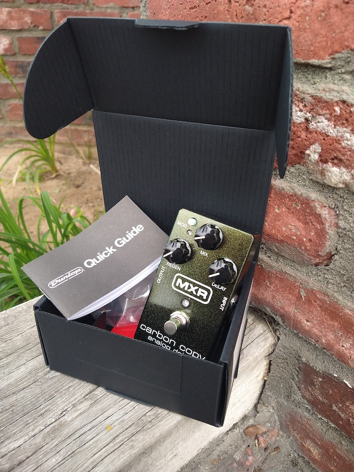 MXR Carbon Copy Analog Delay – Moze Guitars