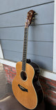 Profile of full shot of 2002 Taylor GS5