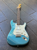Squier Classic Vibe '60s Stratocaster - Lake Placid Blue, rosewood fretboard and maple headstock