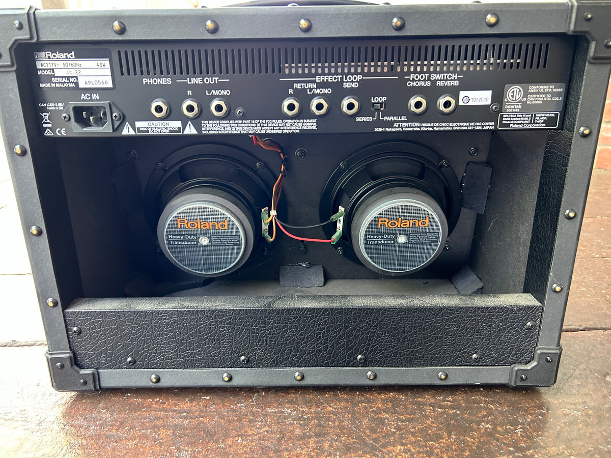 【美品】ROLAND JC-22 Jazz Chorus Roland Jazz Chorus 22 – Moze Guitars