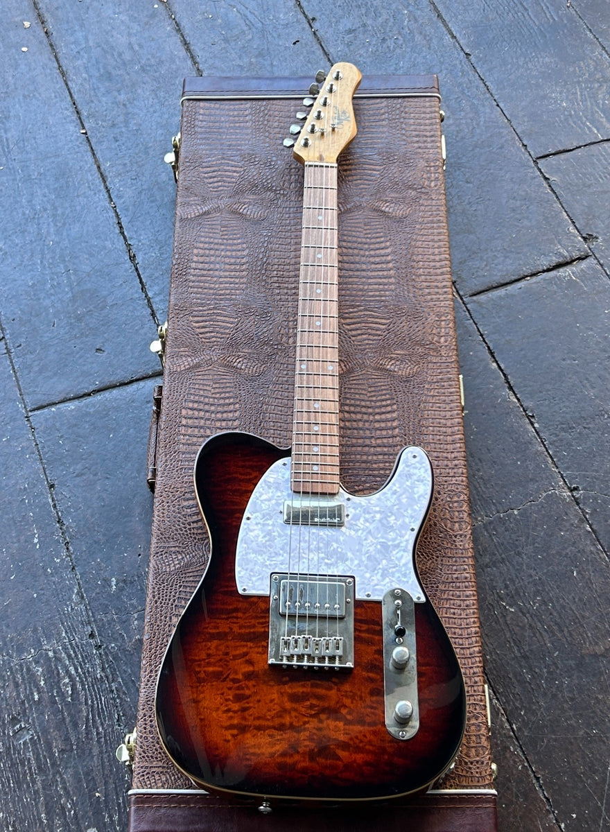 Michael Kelly Enlightened 55 with case – Moze Guitars