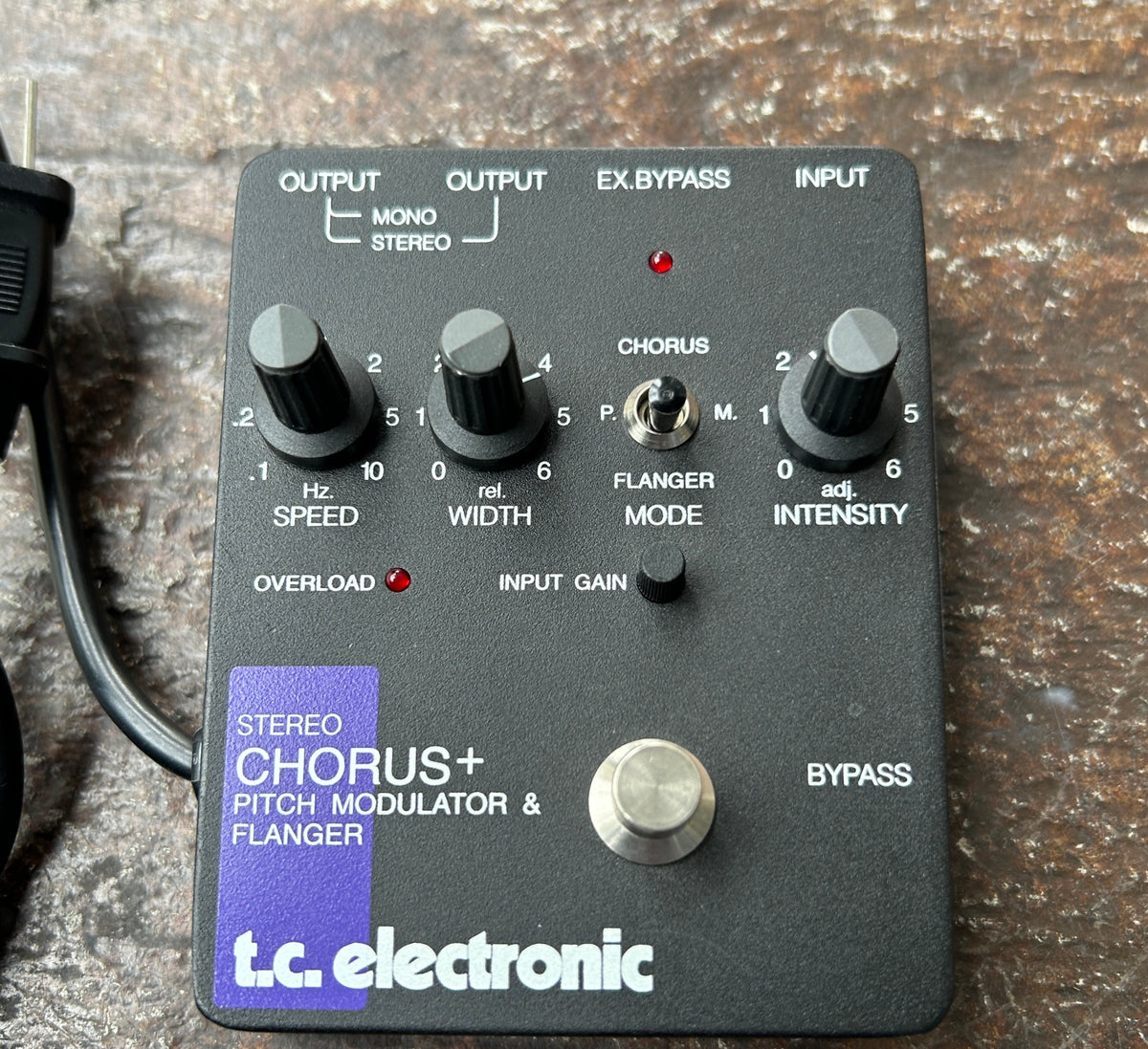 T.C. Electronic Chorus Pitch Modulator & Flanger – Moze Guitars