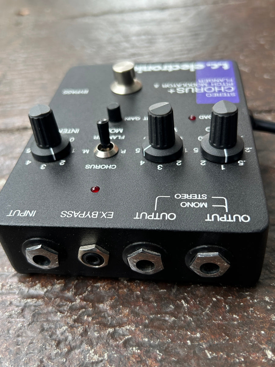 T.C. Electronic Chorus Pitch Modulator & Flanger – Moze Guitars