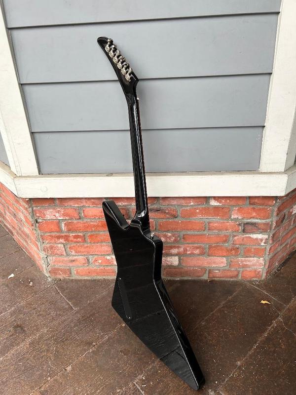 Epiphone Explorer – Moze Guitars