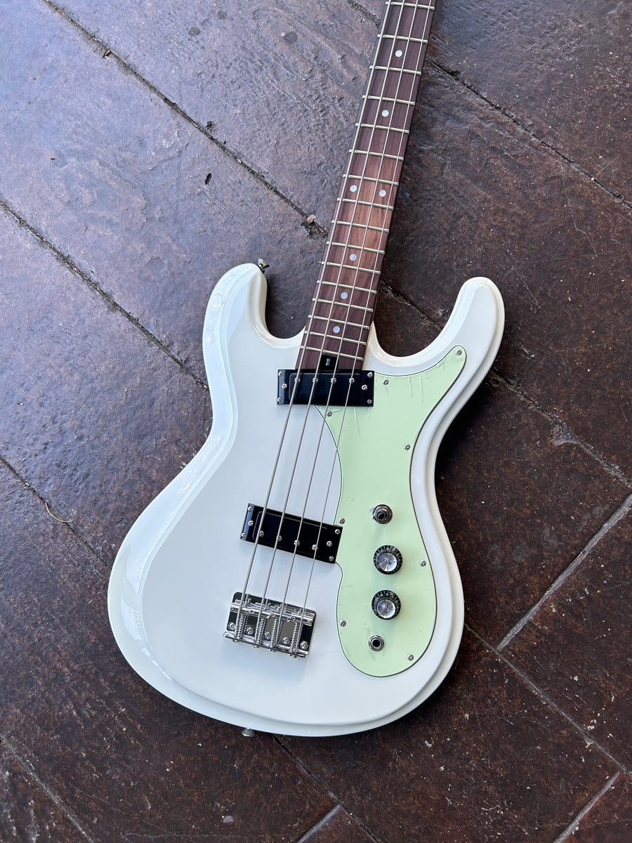 Aria PRO II DMB 206 Moze Guitars