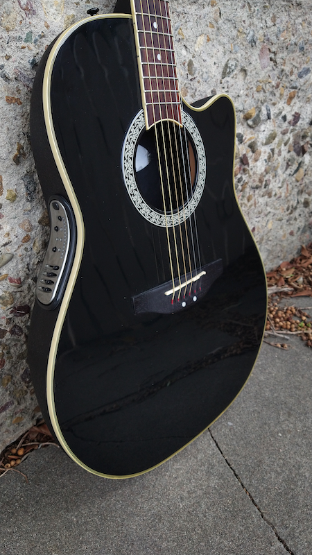 Ovation Celebrity CC057 Black – Moze Guitars