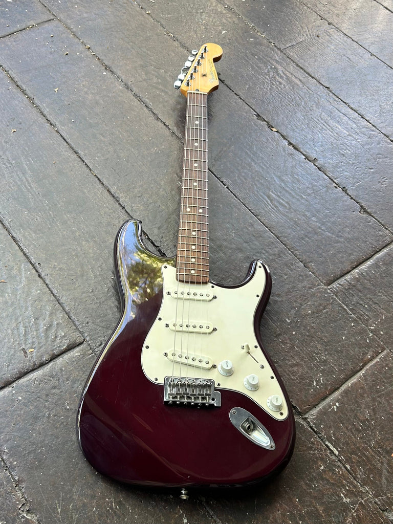 1996 Fender Standard Stratocaster – Moze Guitars