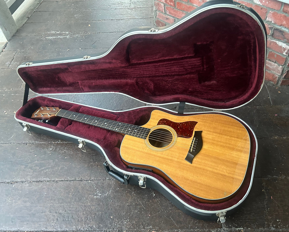 2000 Taylor 310-CE – Moze Guitars