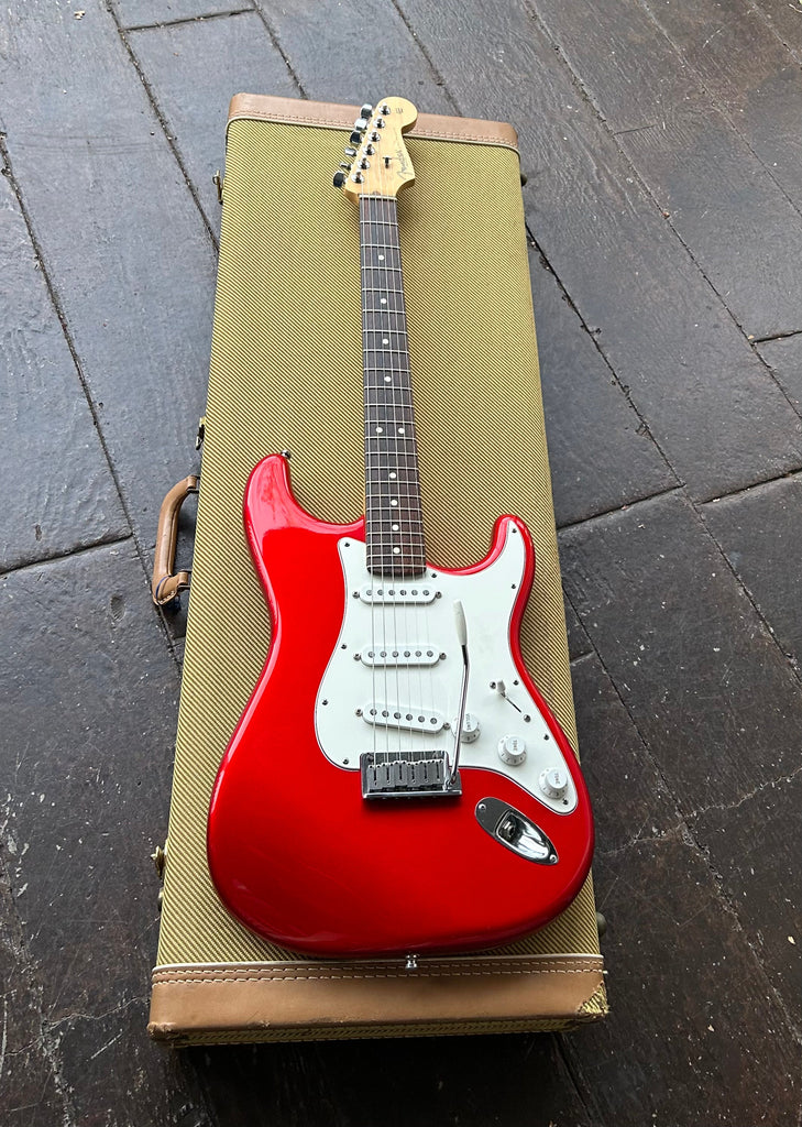 2004 Fender American Series Stratocaster – Moze Guitars