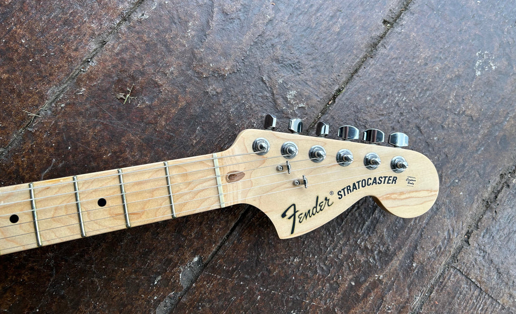 2009 Fender Highway One Stratocaster – Moze Guitars