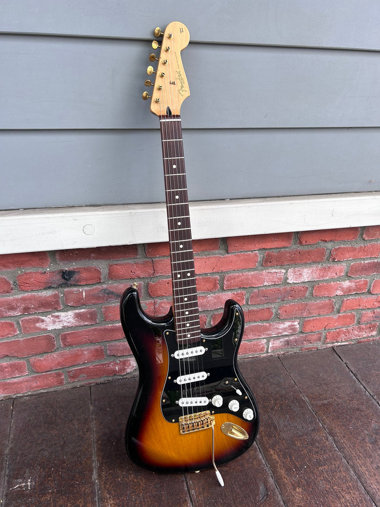 2011 Fender Deluxe Player Stratocaster - 3TS/RW – Moze Guitars