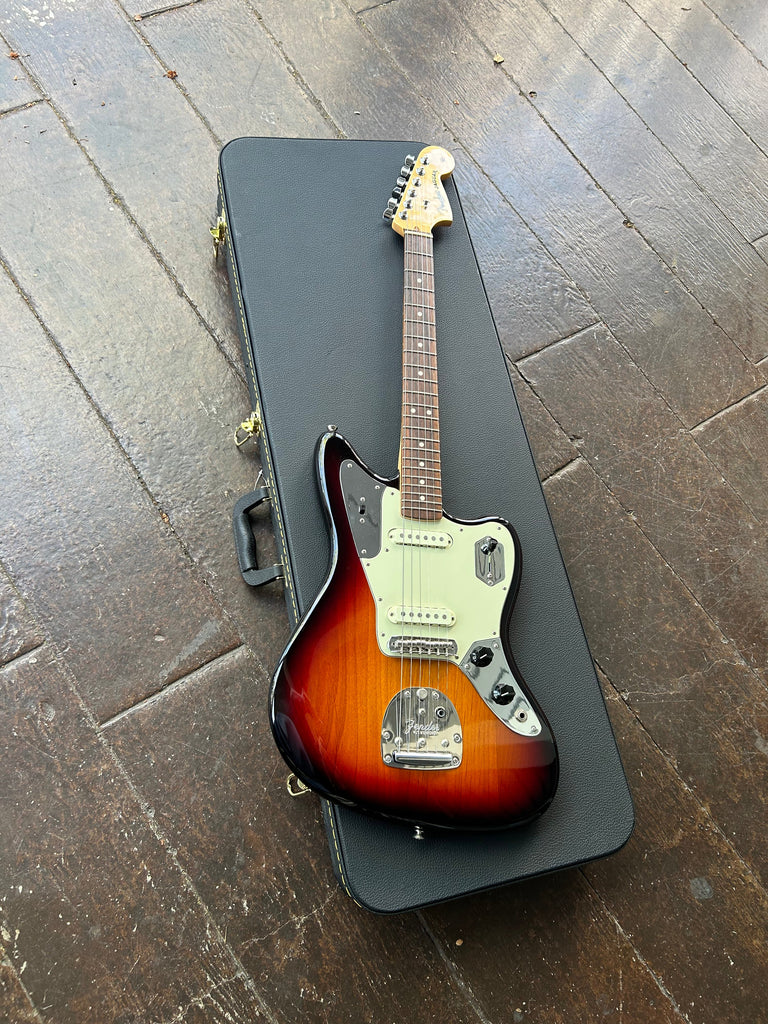 2016 Fender American Professional Jaguar – Moze Guitars