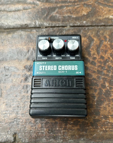 Arion SCH-1 Stereo Chorus Analog – Moze Guitars