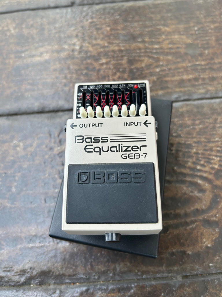 Boss GEB-7 Bass Equalizer – Moze Guitars