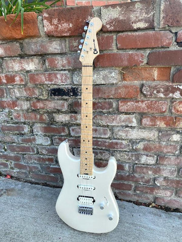 Charvel Pro-Mod San Dimas Style 1