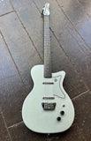 Danelectro 56 Baritone Silver Metalflake