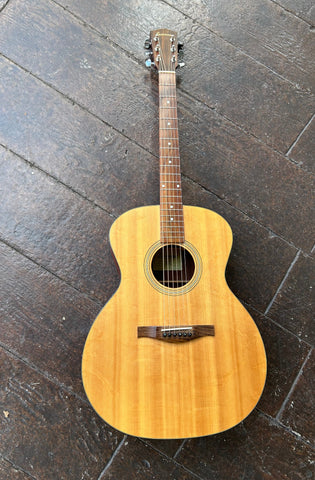 Eastman AC122