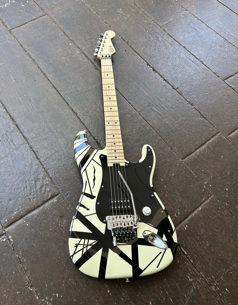 Fender EVH Striped Series - White w/ Black Stripes – Moze Guitars