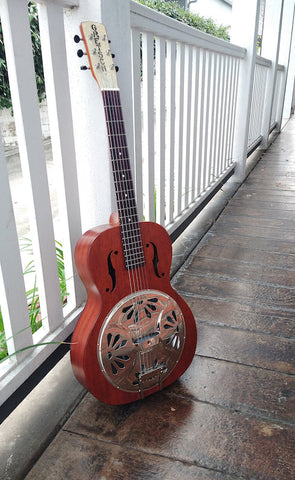Gretsch G9200 Boxcar Round-Neck Resonator
