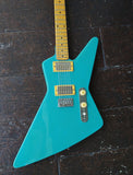 Hondo Deluxe Series 780
