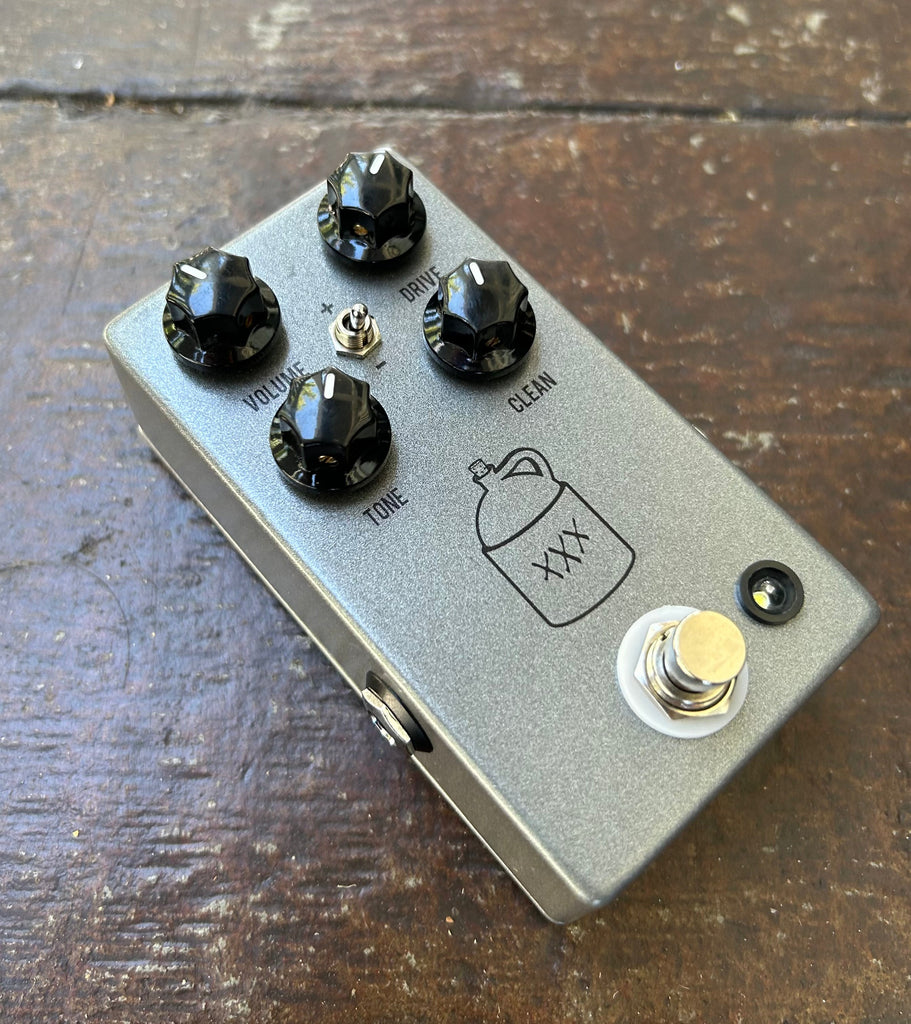 jhs pedals moonshine v2 JHS Pedals Moonshine V2 Overdrive Pedal – Moze Guitars