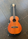Kamaka Baritone Ukulele HF-4