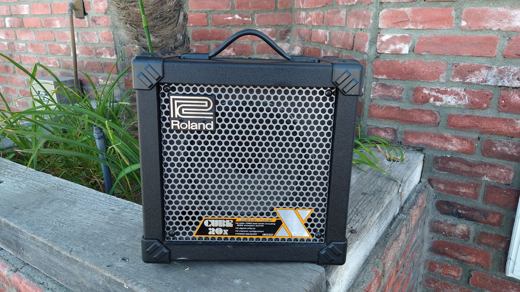 Roland CUBE-20X – Moze Guitars