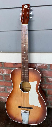 Silvertone Model 319