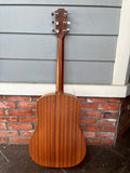 Taylor Big Baby 307 GB w Gator case