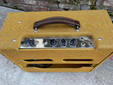 Victoria Amp Company Tweed 20112t