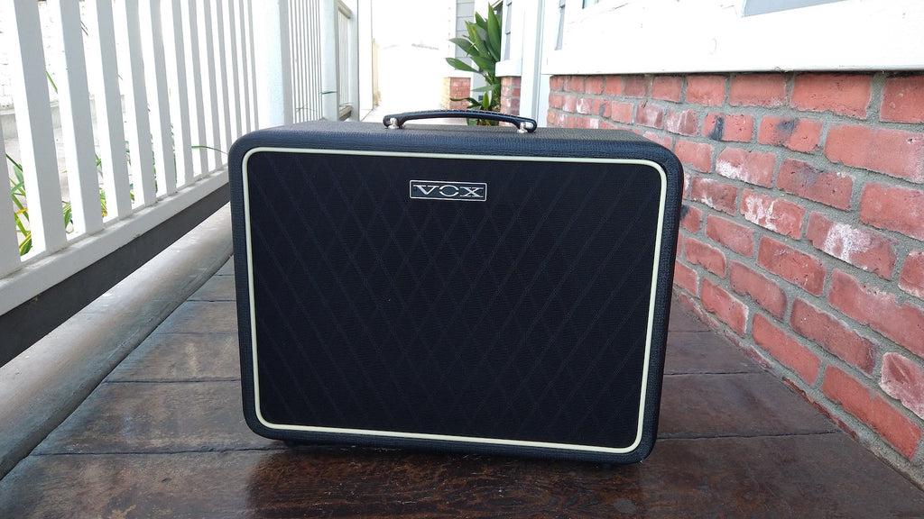 クラシック My Audiophile Comanion  /  TACET51 Vox NightTrain 15 Head and Matching Cabinet – Moze Guitars