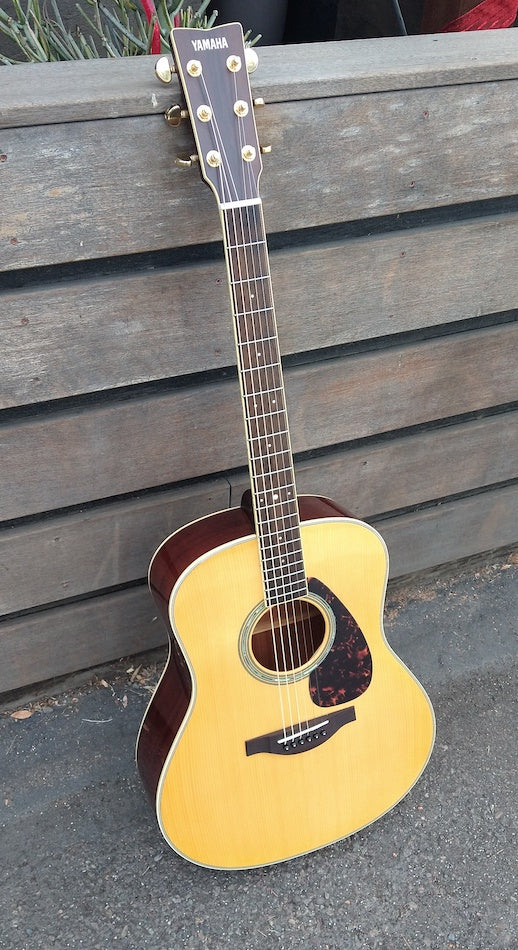 YAMAHA LL6 ARE 【美品】 Yamaha LL6 ARE Acoustic Guitar w/hard bag - KAOS Music Centre