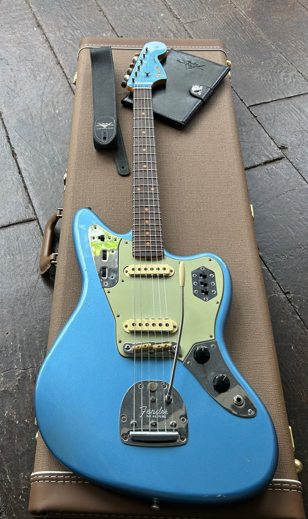 Fender Japan jaguar オリジナルレリック 1964 Fender Jaguar Journeyman Relic Faded Aged Lake Placid Blue