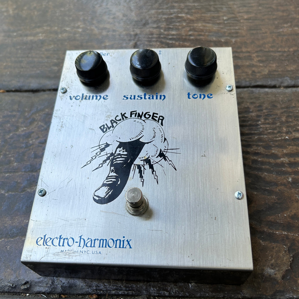 （0319）Electro-HarmonixBLACK FINGER 1977 Electro-Harmonix Black Finger Compressor Silver – Moze Guitars