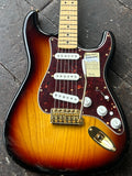 2014 Fender Deluxe Player's Stratocaster 3-Color Sunburst MIM