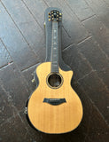 2015 Taylor 914ce w ES2 Electronics, spruce top. rosewood fretboard , black headstock