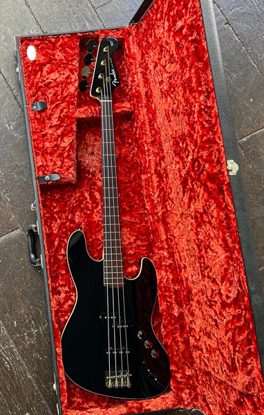 2022 Fender Aerodyne Jazz Bass – Moze Guitars